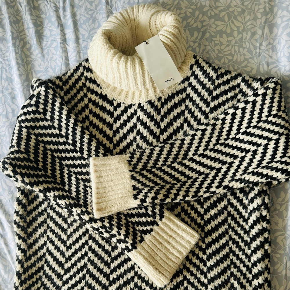 Mango Turtleneck Neck Knitted Soft Sweater